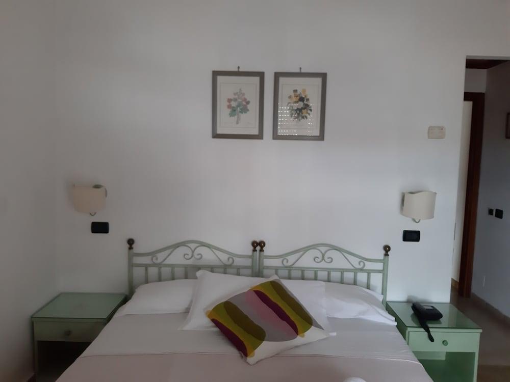 Andromaco Palace Hotel