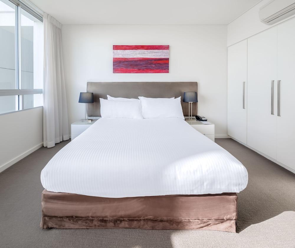 Oaks Nelson Bay Lure Suites