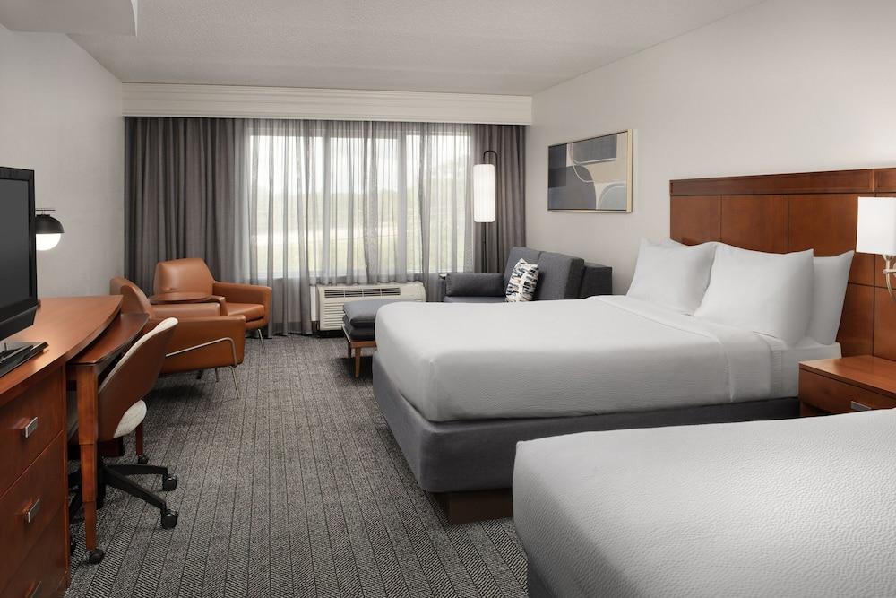 Courtyard by Marriott Jacksonville Flagler Center