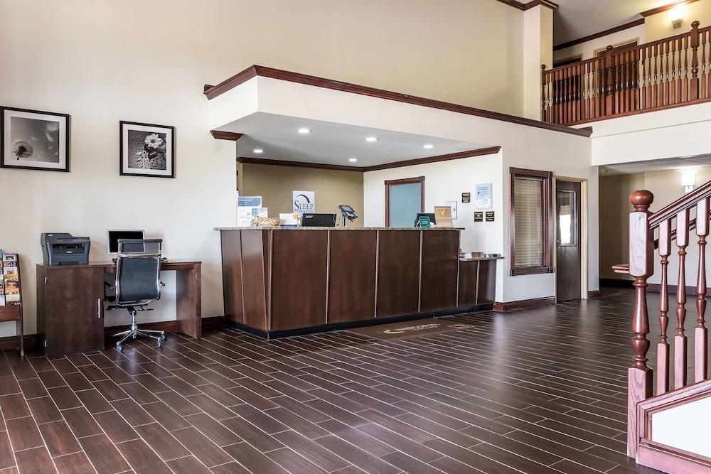 Sleep Inn & Suites North Liberty - Liberty City