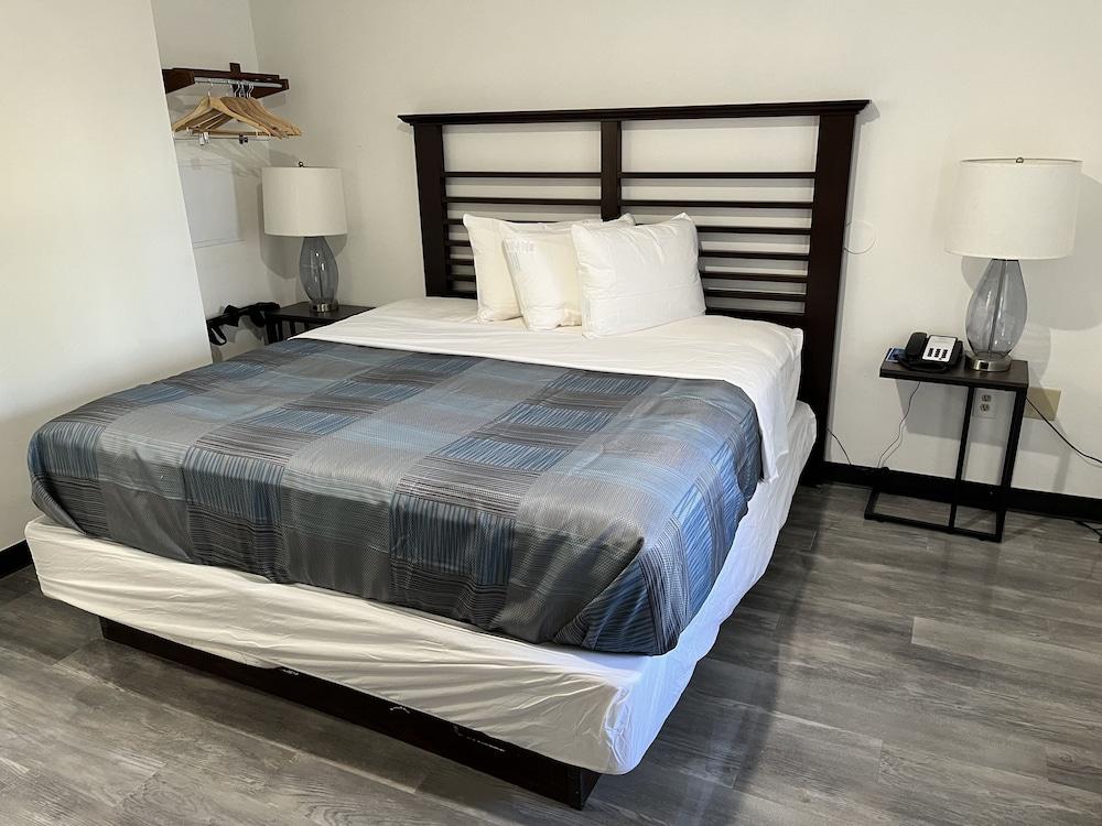 Rodeway Inn Charlotte Independence Blvd.