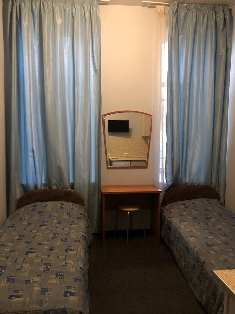 Rinaldi at Moskovskiy prospect, 18