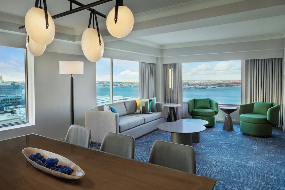 Renaissance® Boston Seaport District