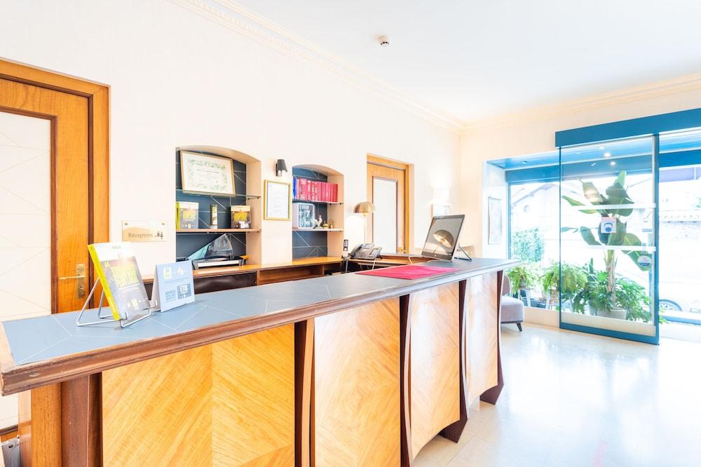 CITHOTEL LOGIS DE BROU