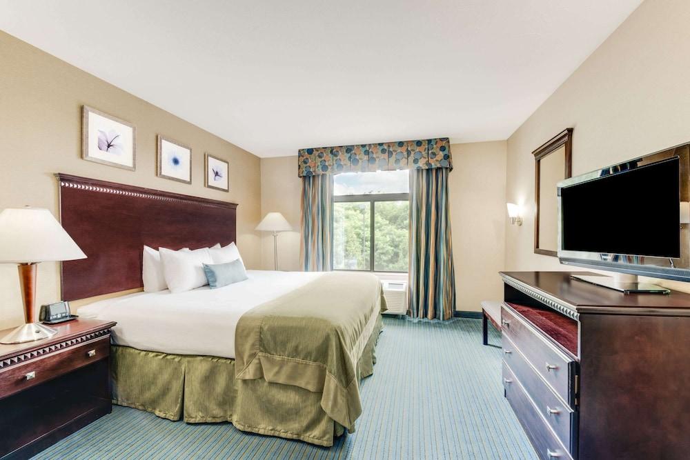 Wingate by Wyndham - York