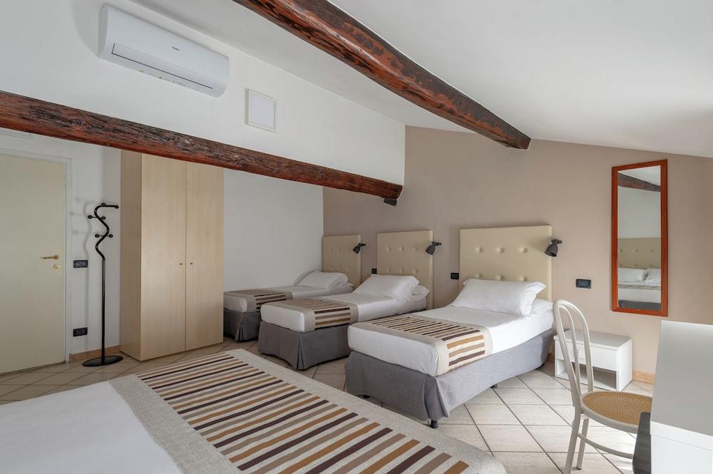 Hotel Mantegna Stazione , Mantegna Hotels