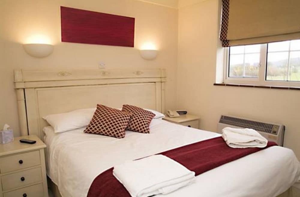 The Peacock Country Inn