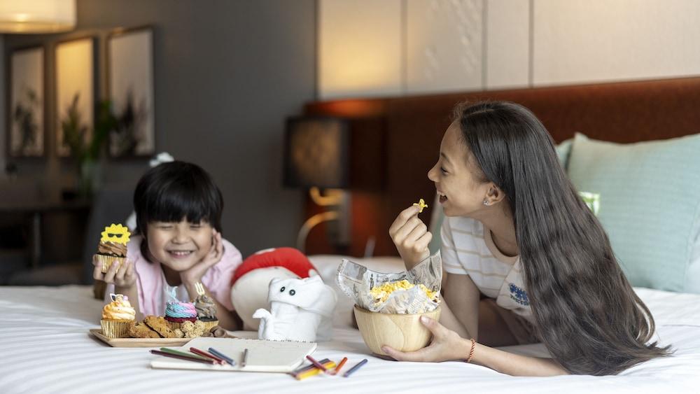 Novotel Living Bangkok Sukhumvit Legacy