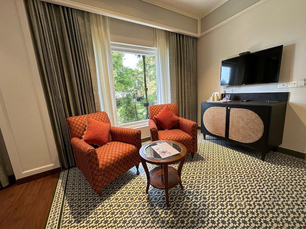 WelcomHeritage Kasmanda Palace