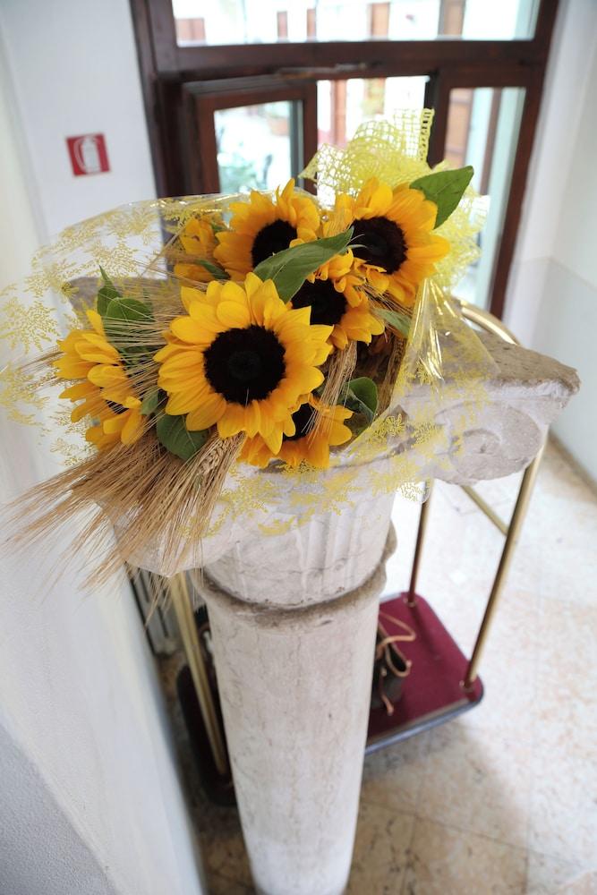 Hotel Antica Dimora , Mantegna Hotels