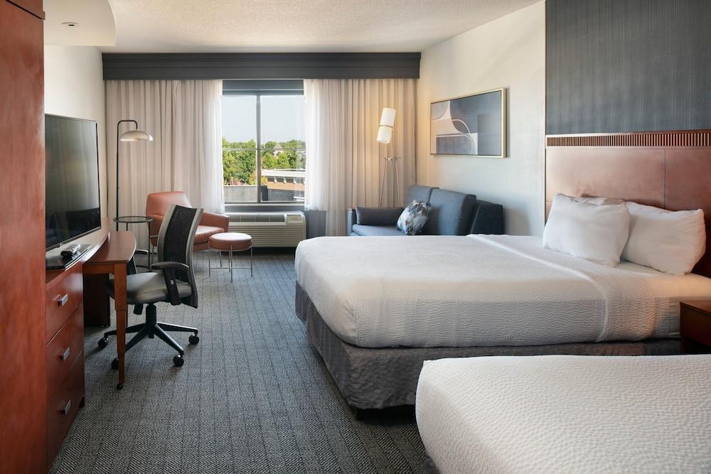 Courtyard by Marriott Collierville