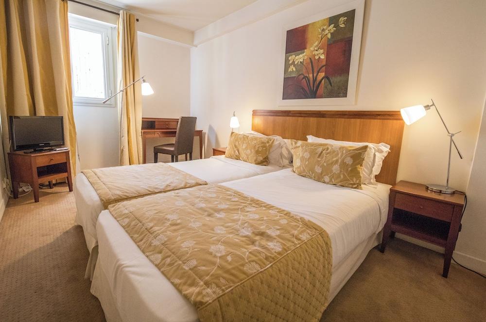 Cannes Croisette Prestige