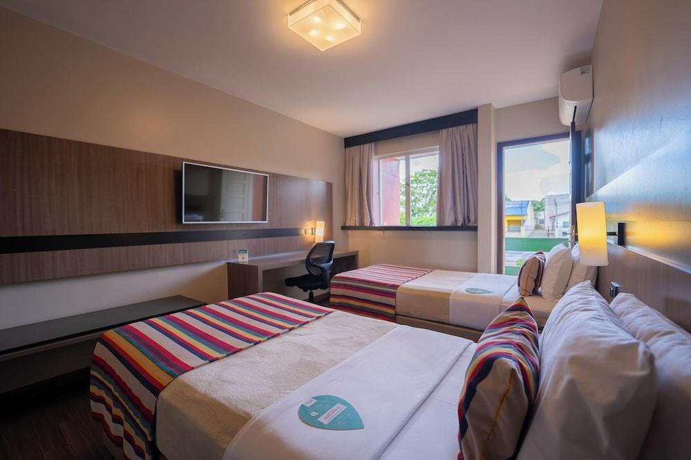 Hotel Deville Express Guaíra