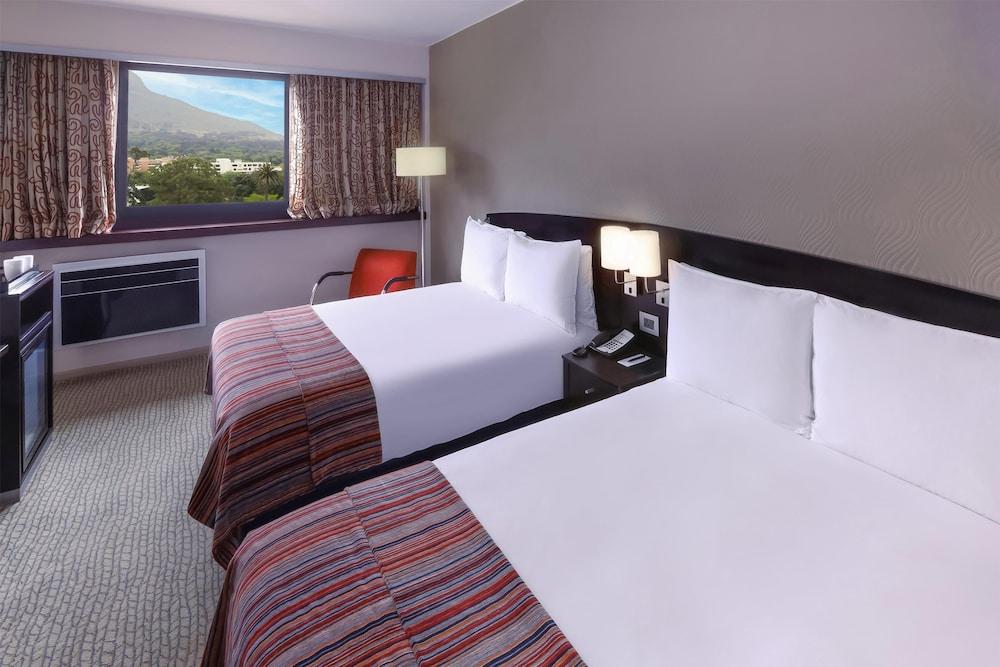 Southern Sun Newlands