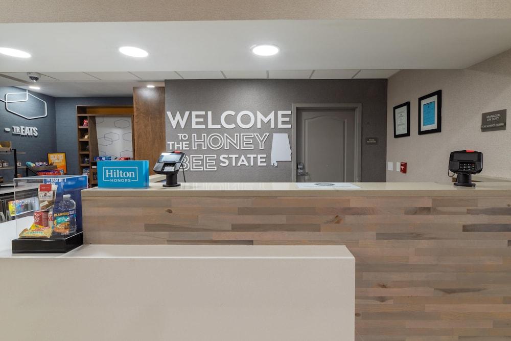 Hampton Inn & Suites Florence-Downtown