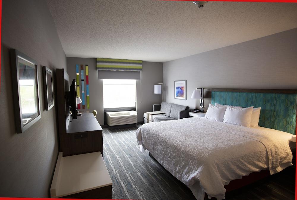 Hampton Inn Utica