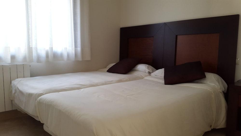 Roda Golf & Beach Resort