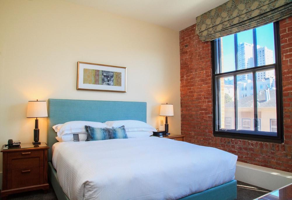 Fairmont Heritage Place, Ghirardelli Square