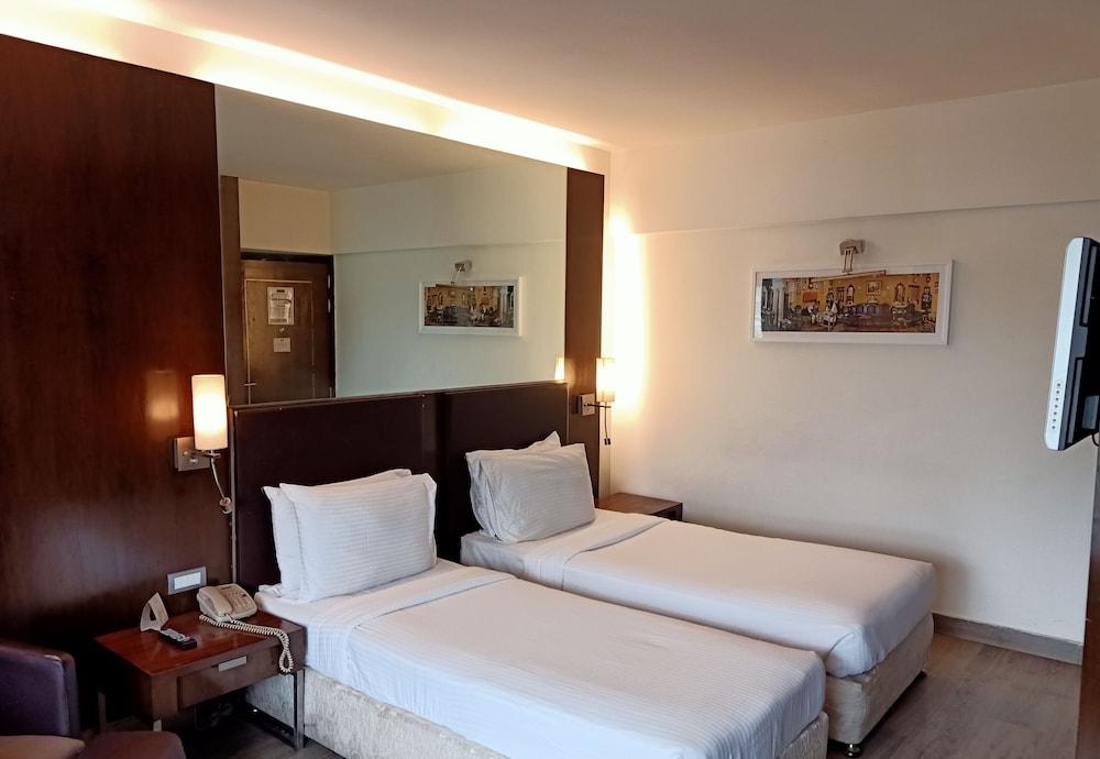 St Laurn Koregaon Park Pune