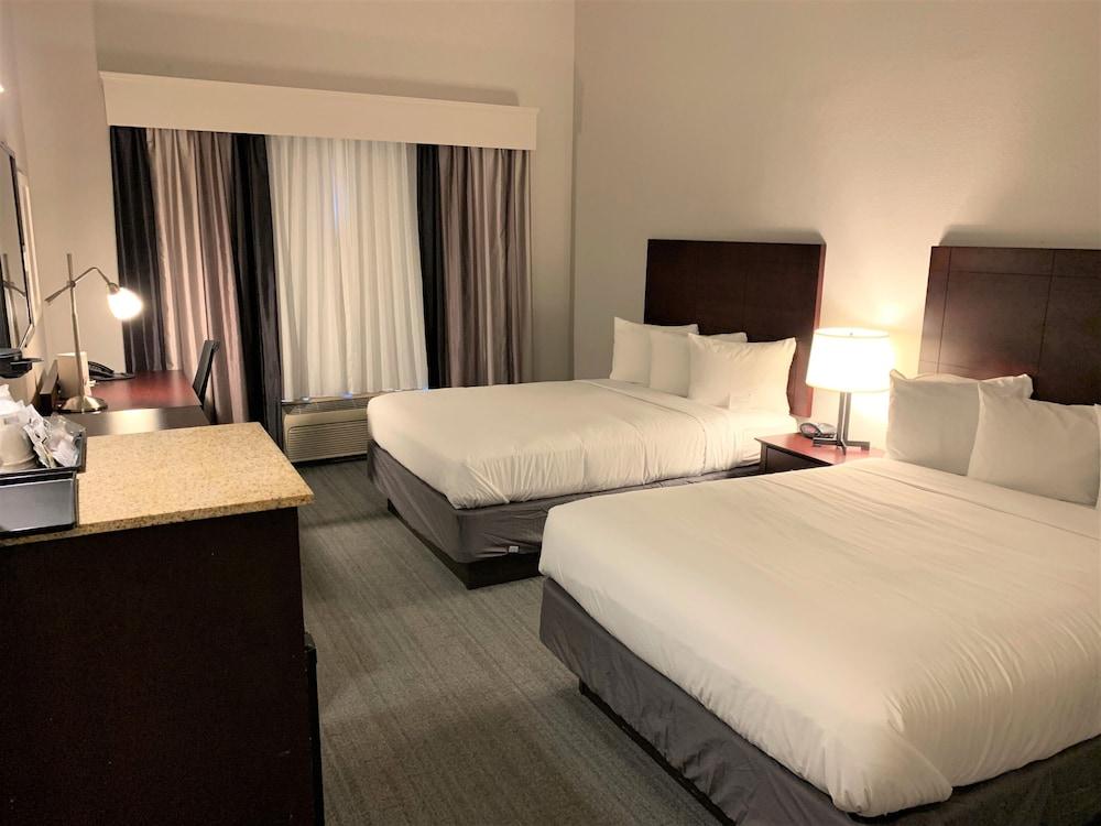 Comfort Inn & Suites Fairburn - Atlanta Southwest