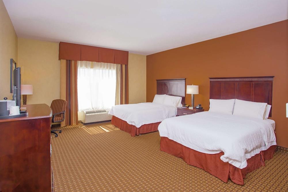 Hampton Inn & Suites Sevierville @ Stadium Drive