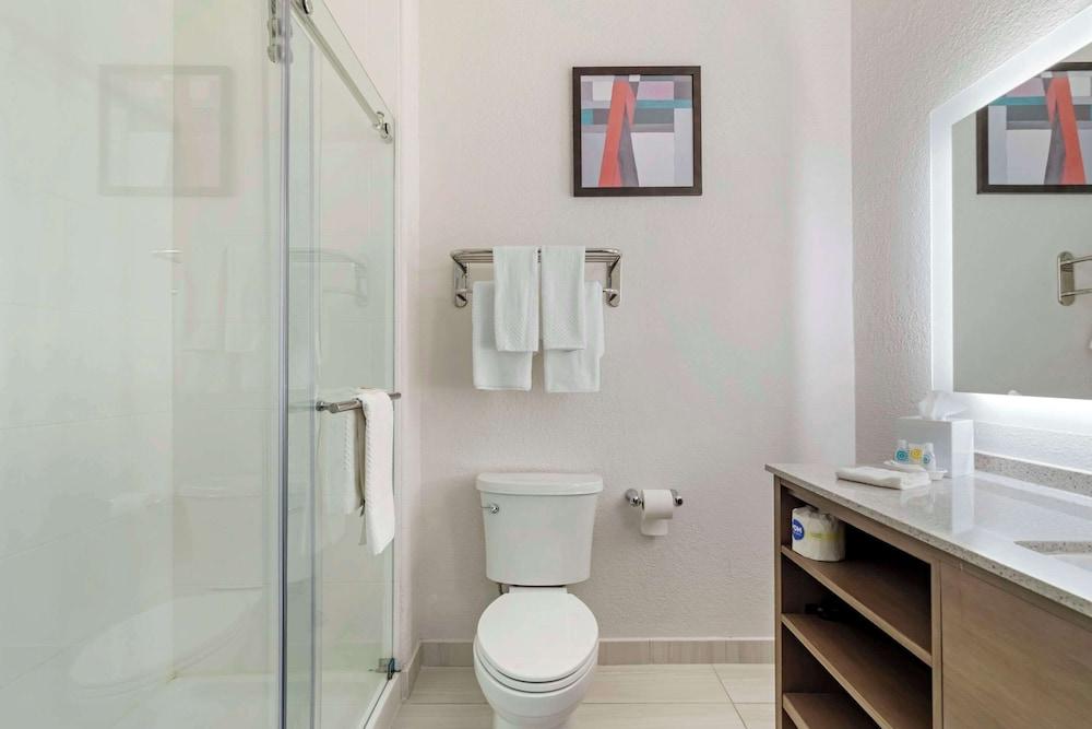 Comfort Suites Laredo - Nuevo Laredo