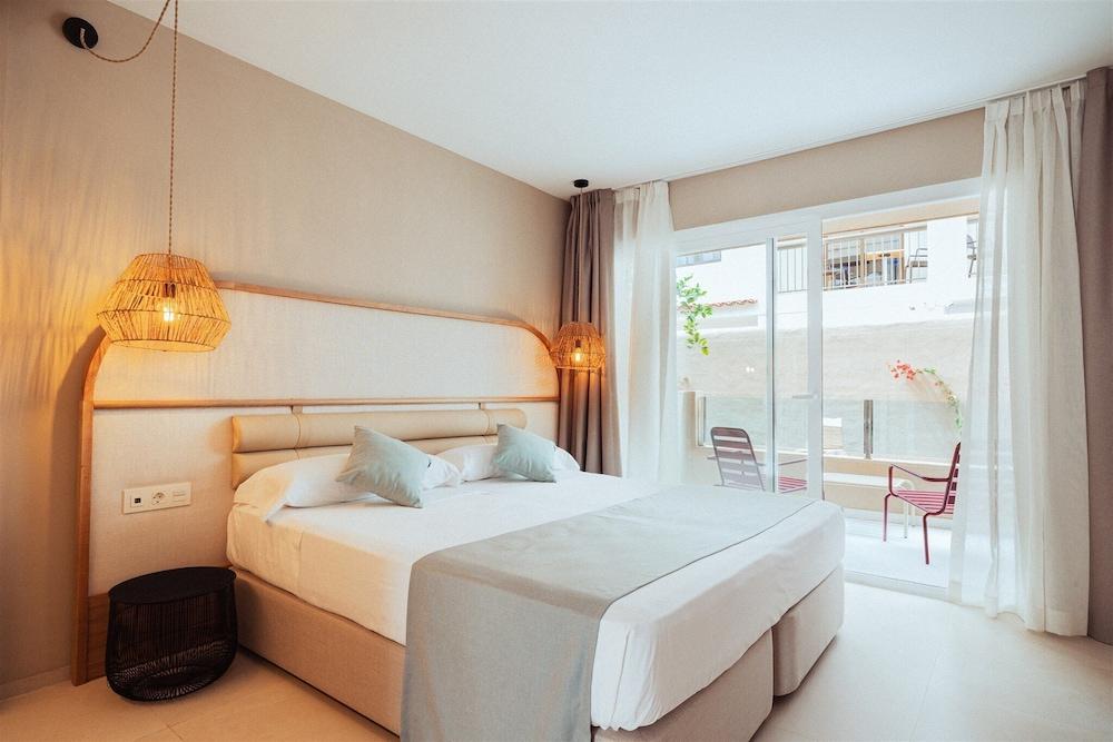 AMA Ibiza Suites - Adults Only