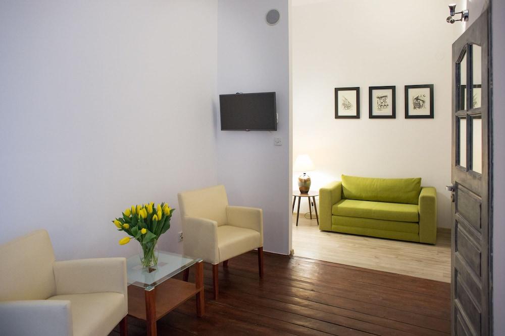 Tango House Bed & Breakfast