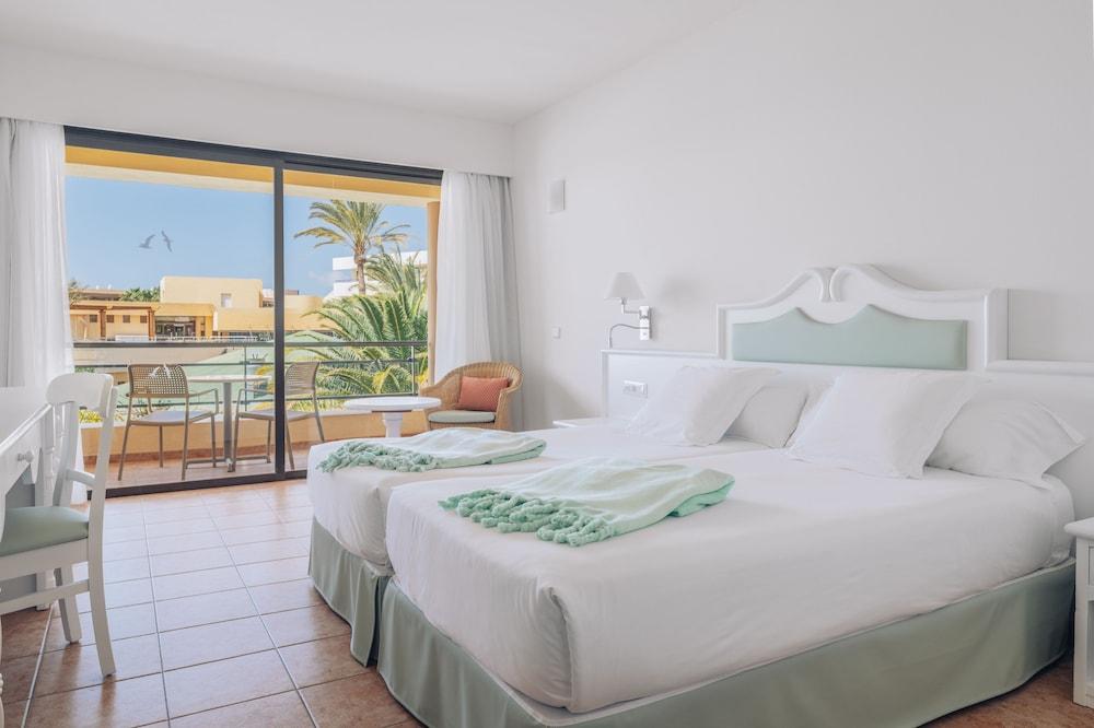 Iberostar Waves Playa Gaviotas -All Inclusive