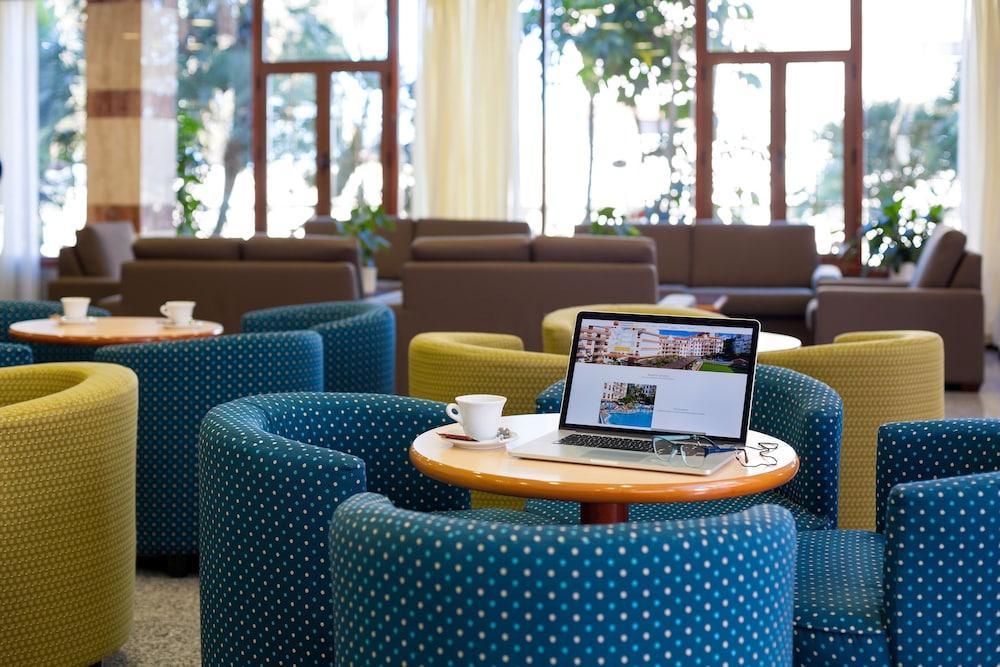 Apartamentos Casablanca