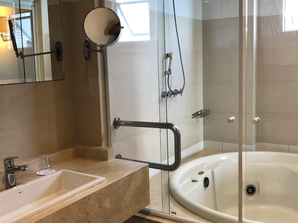 Mercure Camboriu Hotel