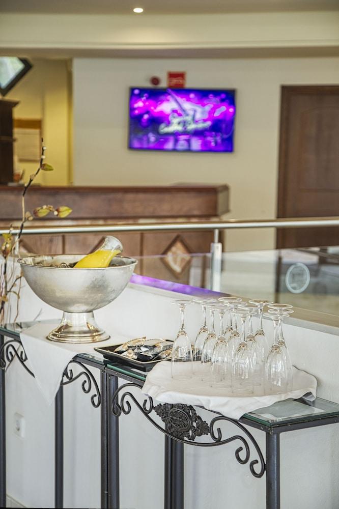 Vell Mari Hotel & Resort