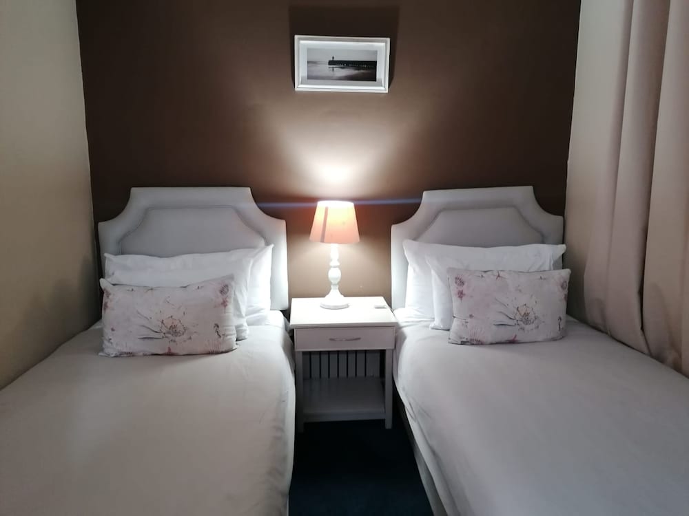 Cape Town Beachfront Apartments At Leisure Bay