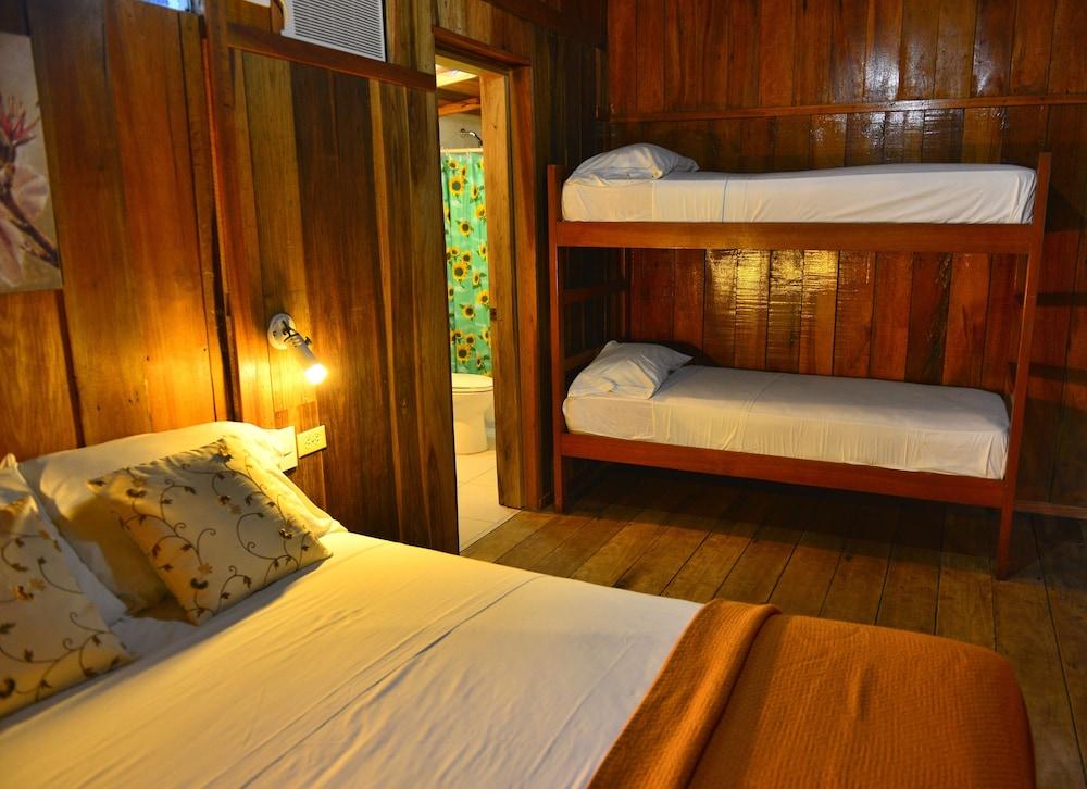 Cabanas Isla del Sol