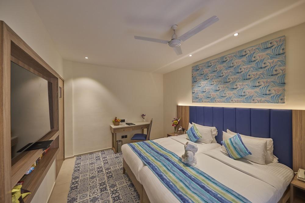 Royal Orchid Beach Resort & Spa