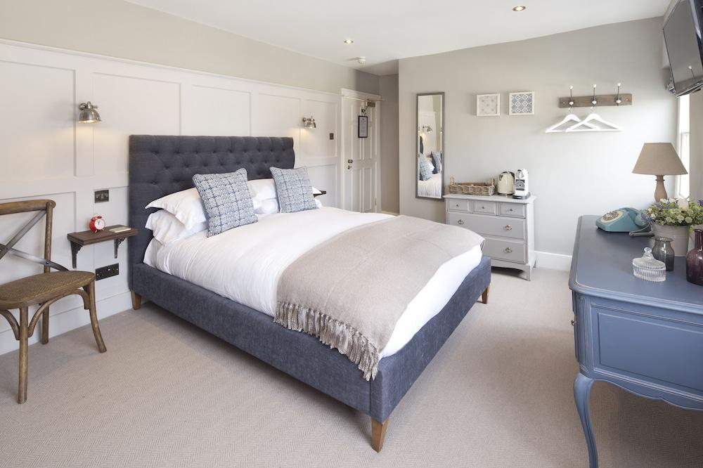 The George Townhouse