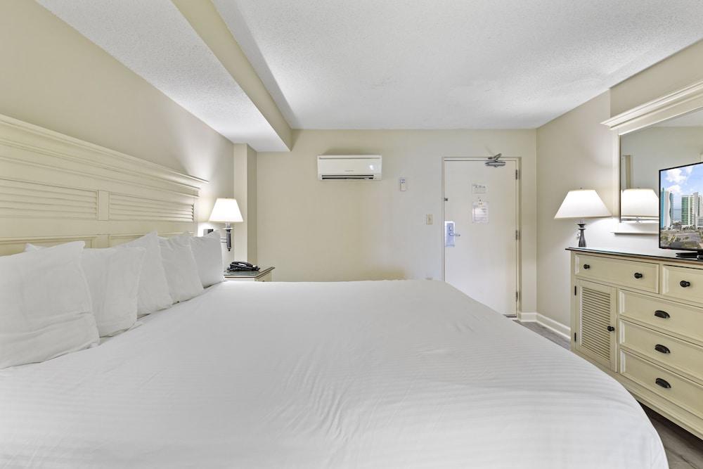 Sandy Beach Oceanfront Resort