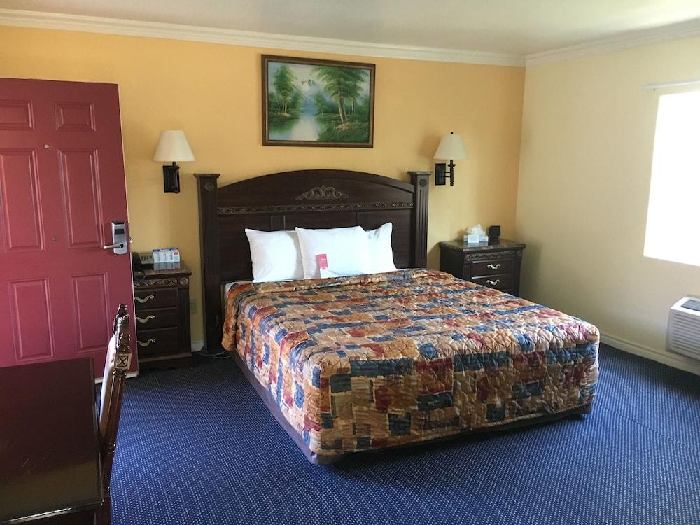 Econo Lodge Long Beach I-405