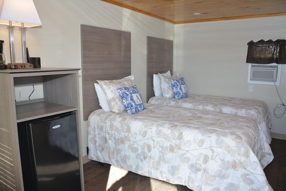 Alouette Beach Resort