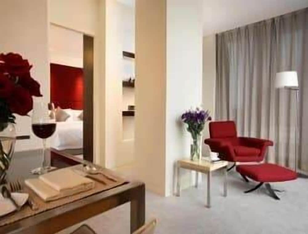 Howard Johnson Parkland Hotel Dalian