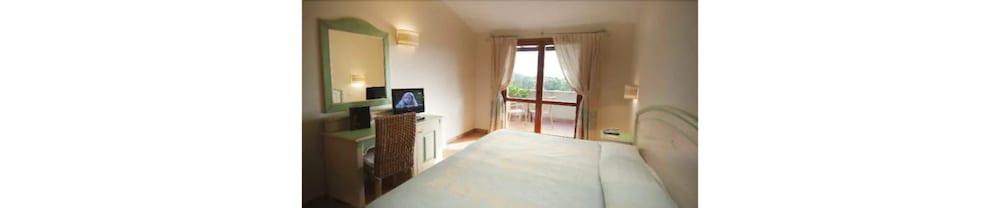 TH Chia - Parco Torre Chia