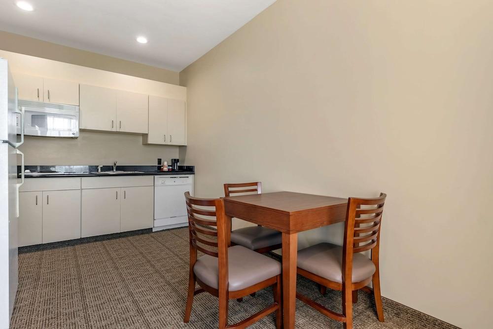 Comfort Inn & Suites Orangeburg