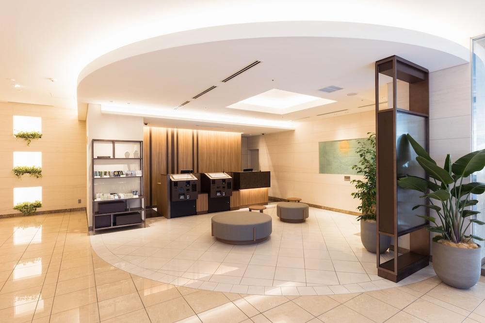 JR-East Hotel Mets Mejiro