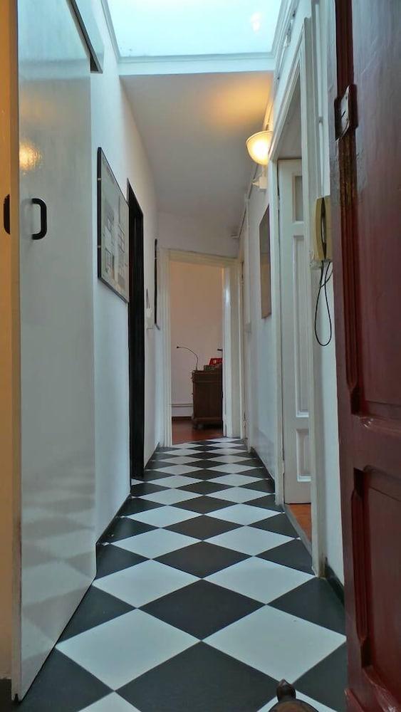 AleEle Flexyrent Apartment