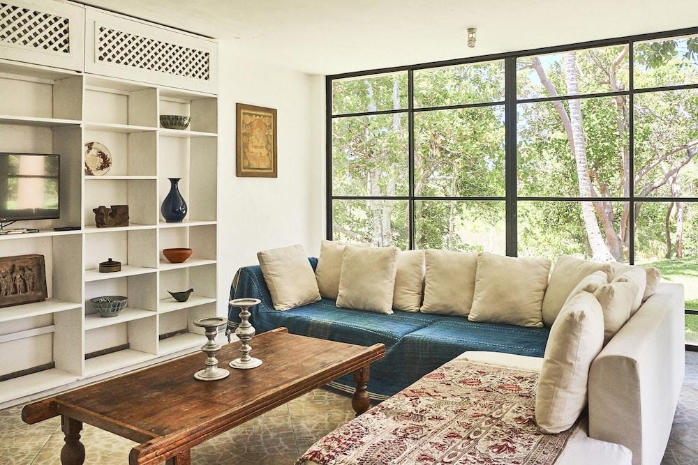 Samadara Estate, Midigama