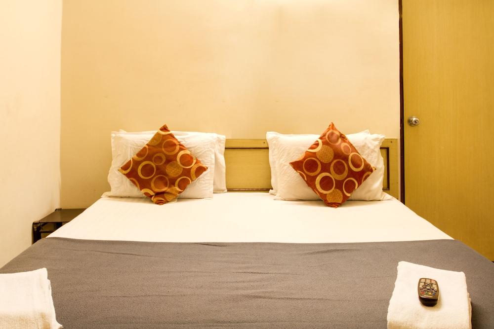 Hotel Rinn Residency Jubilee Hills