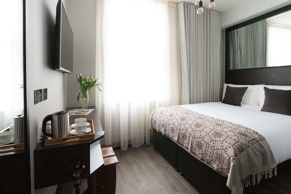 Camden Enterprise Hotel & Pub