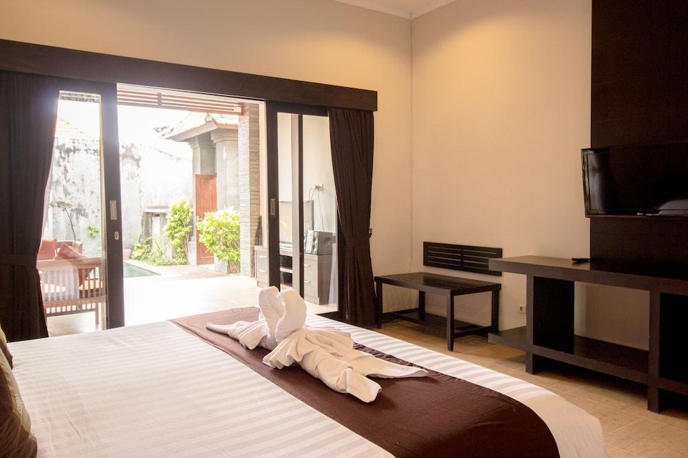 Transera Kirana Villa Seminyak