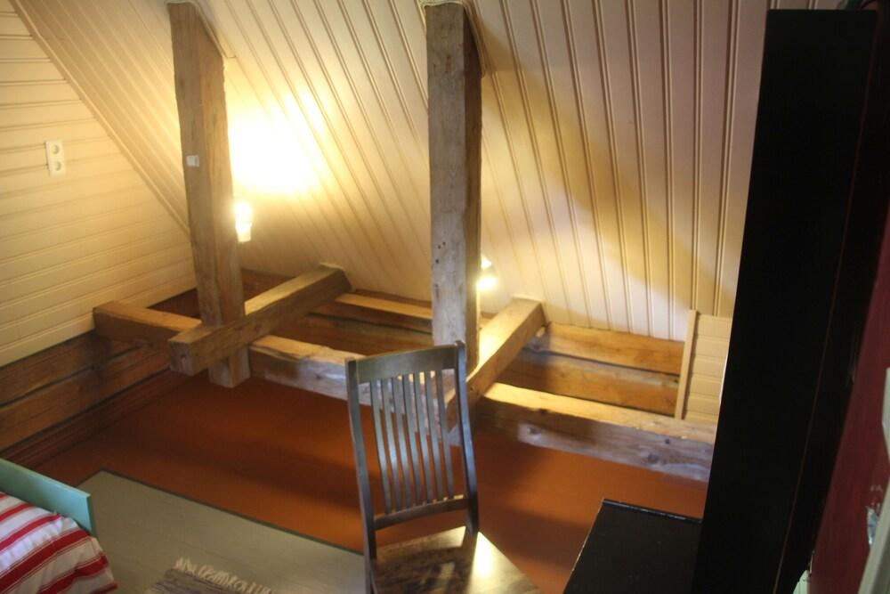 Majatalo Veikeä Vuohi