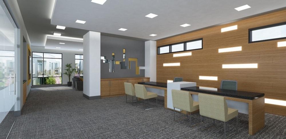 Global Luxury Suites in Menlo Park